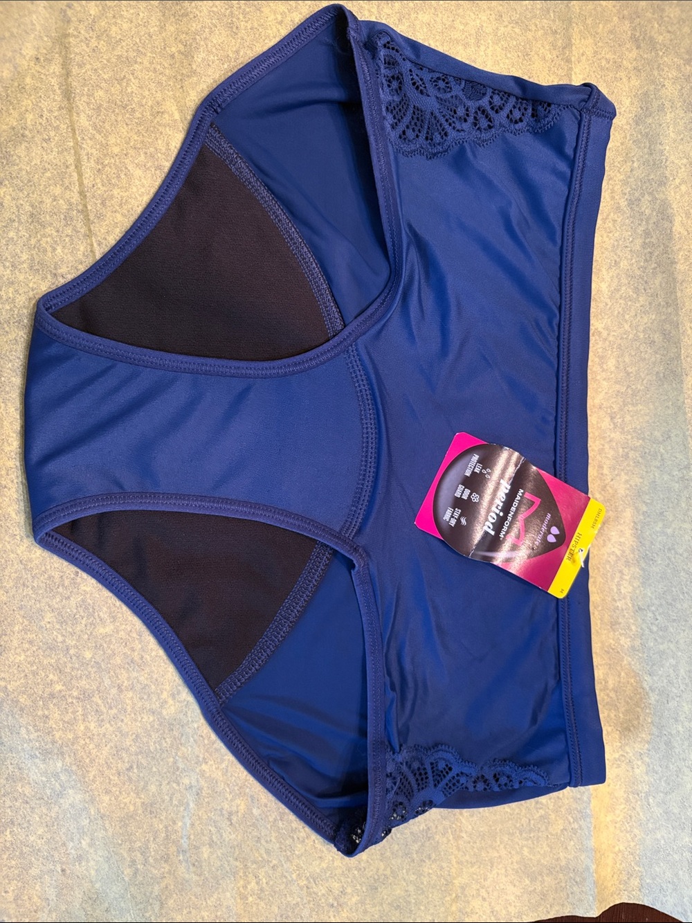 💙Maidenform Period leak, odor protection padding stay dry Lace-Trim panties
